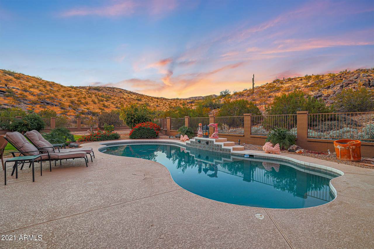534 Mountain Sky Avenue - Photo 1