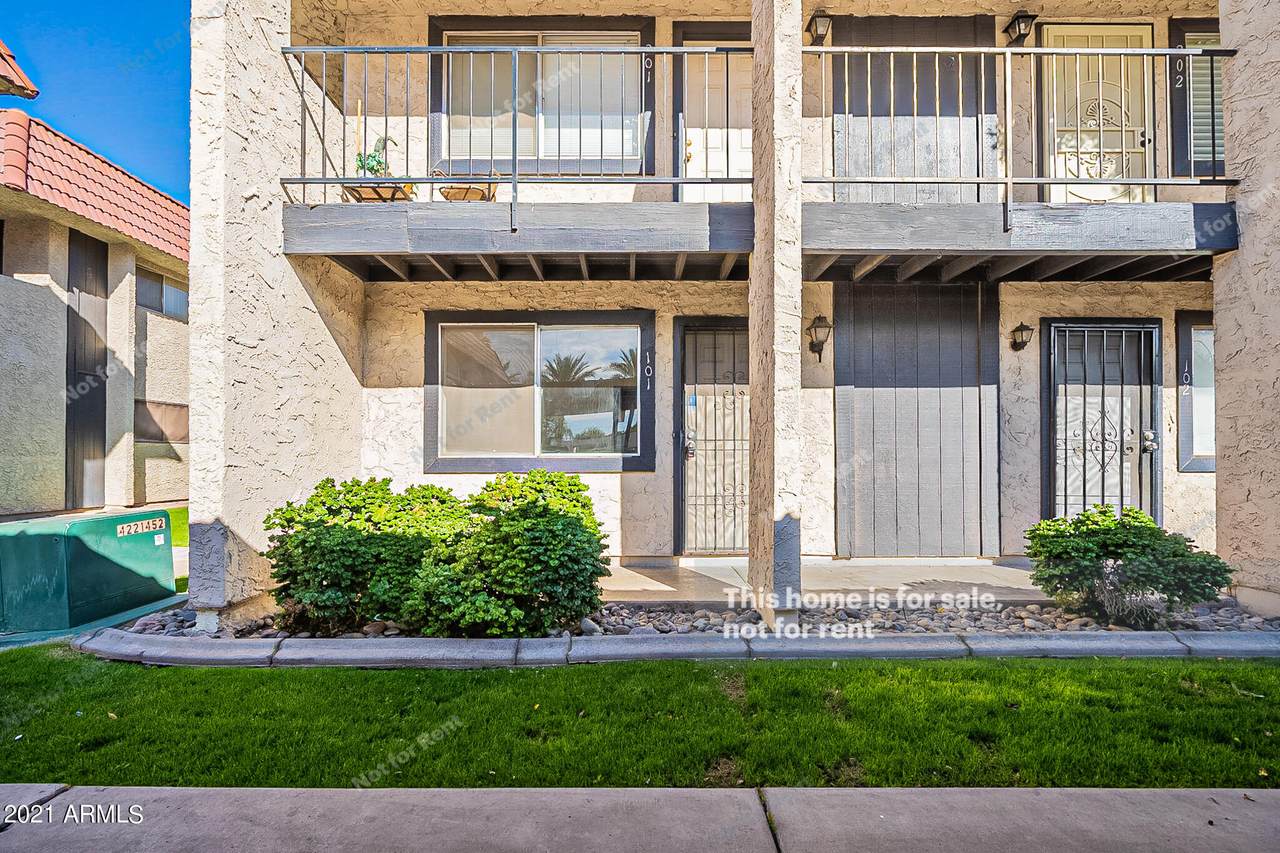 700 University Drive - Photo 1