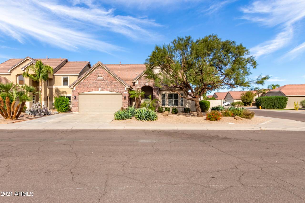 2484 Westchester Drive - Photo 1