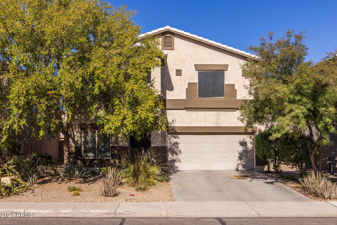 1130 Desert Springs Way - Photo 1