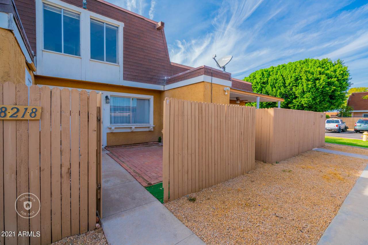 8218 33RD Lane - Photo 1