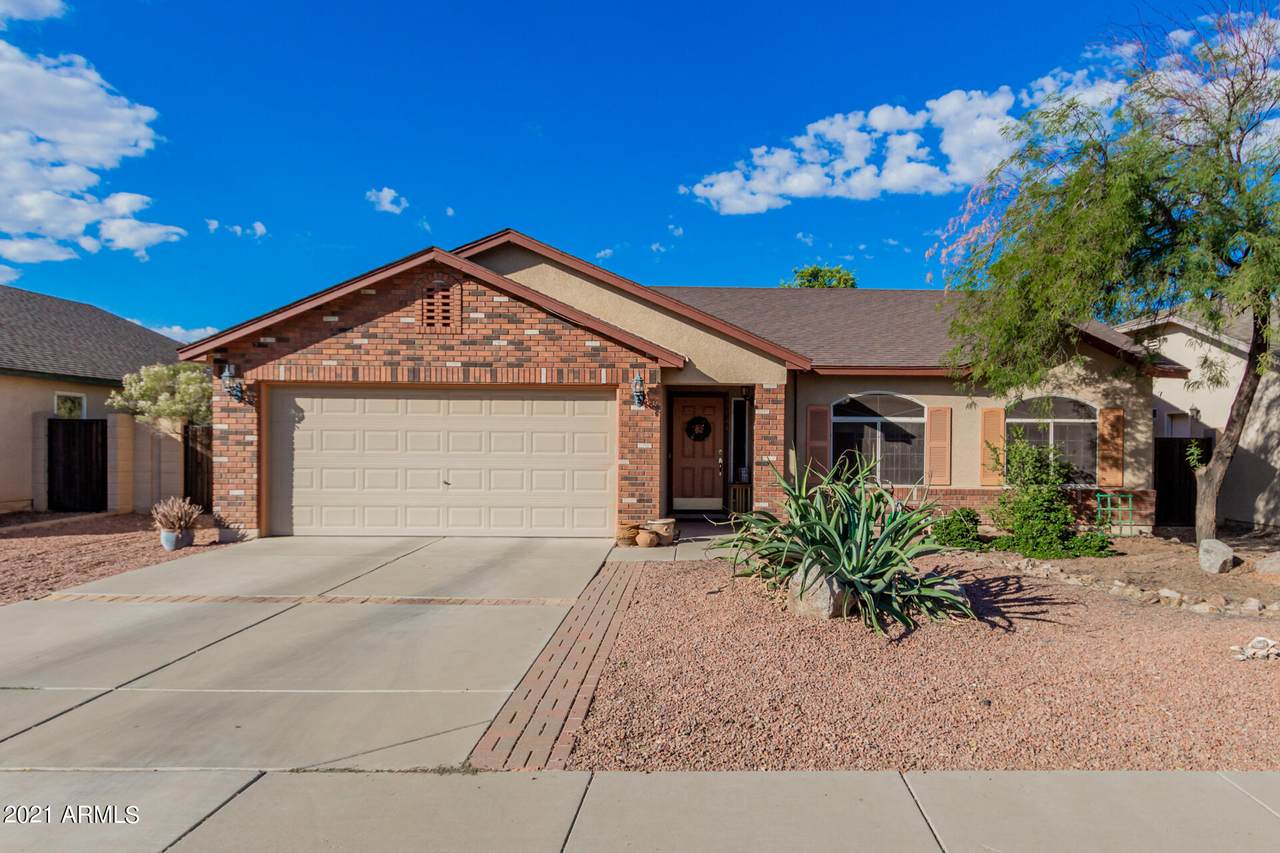 40144 Lerwick Drive - Photo 1