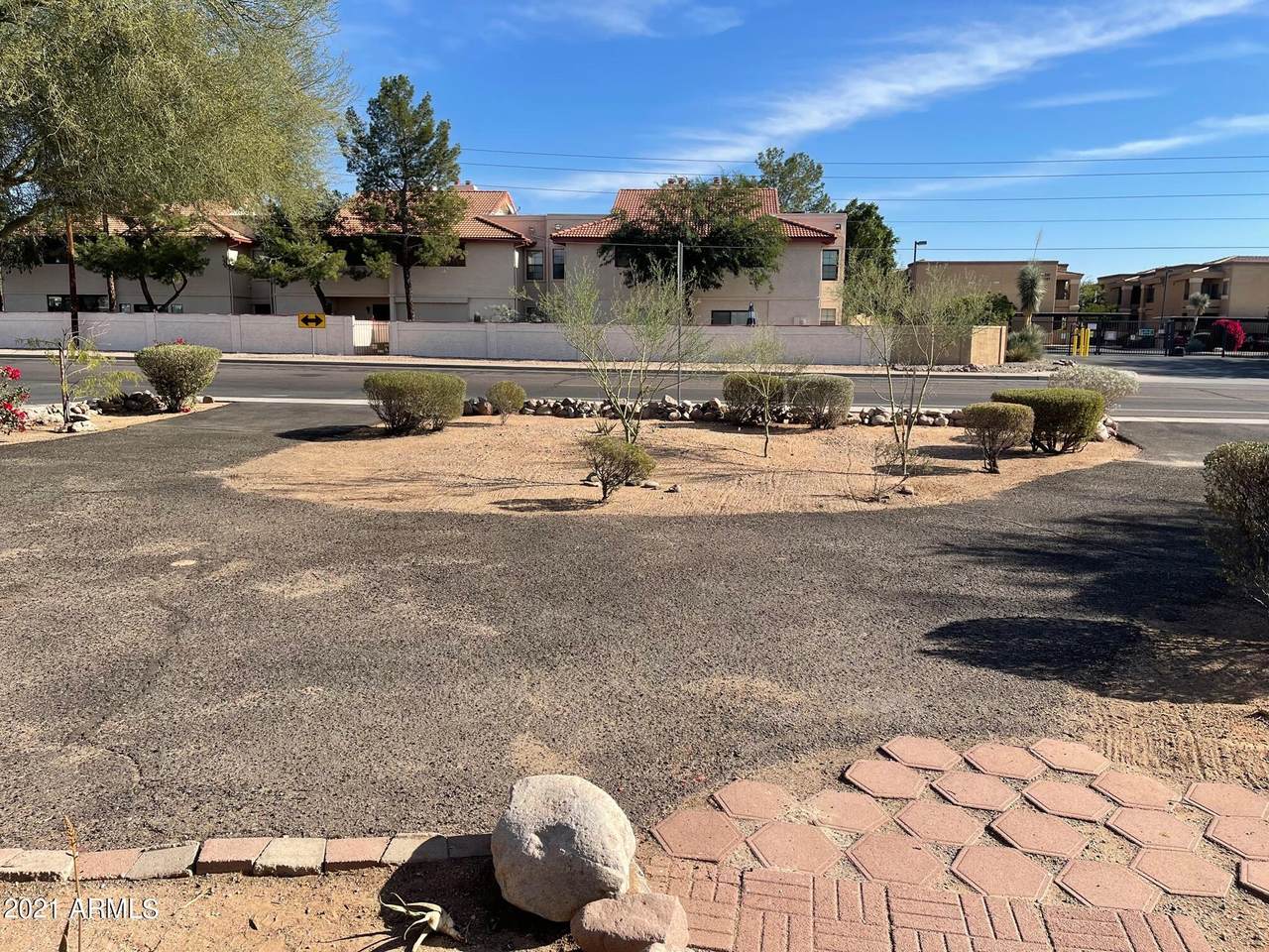530 Delaware Drive - Photo 1