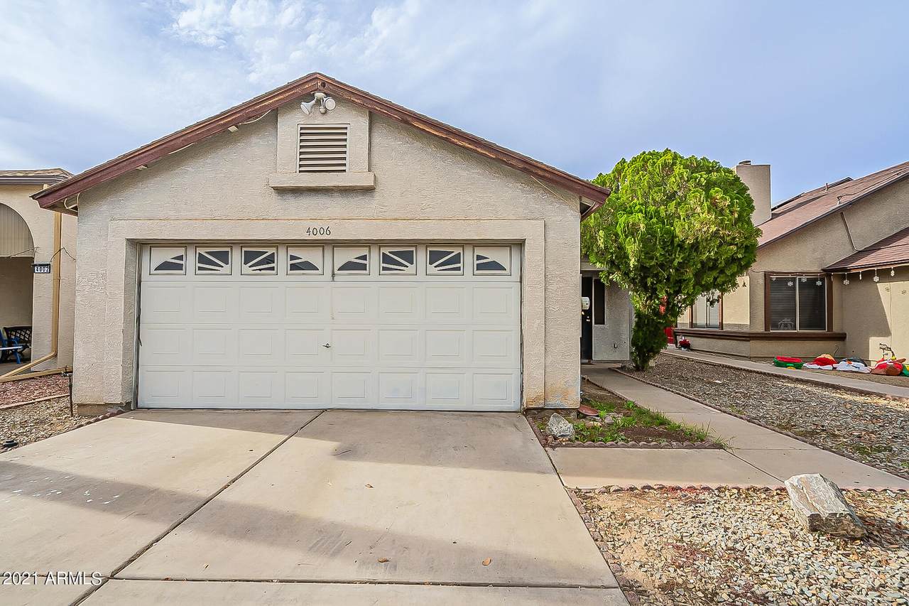 4006 88TH Lane - Photo 1