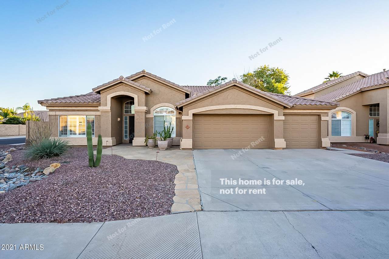 677 Juanita Avenue - Photo 1