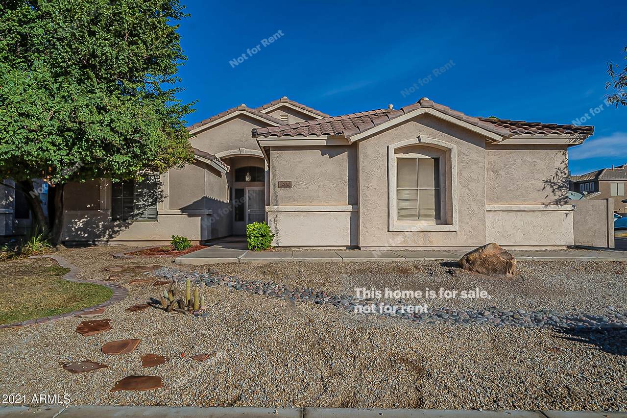 202 Raven Drive - Photo 1