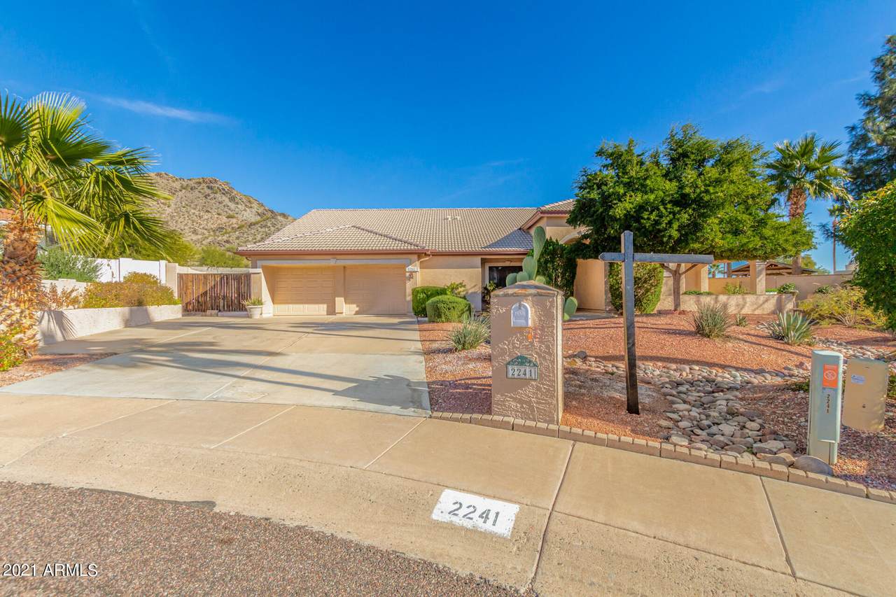 2241 Captain Dreyfus Avenue - Photo 1