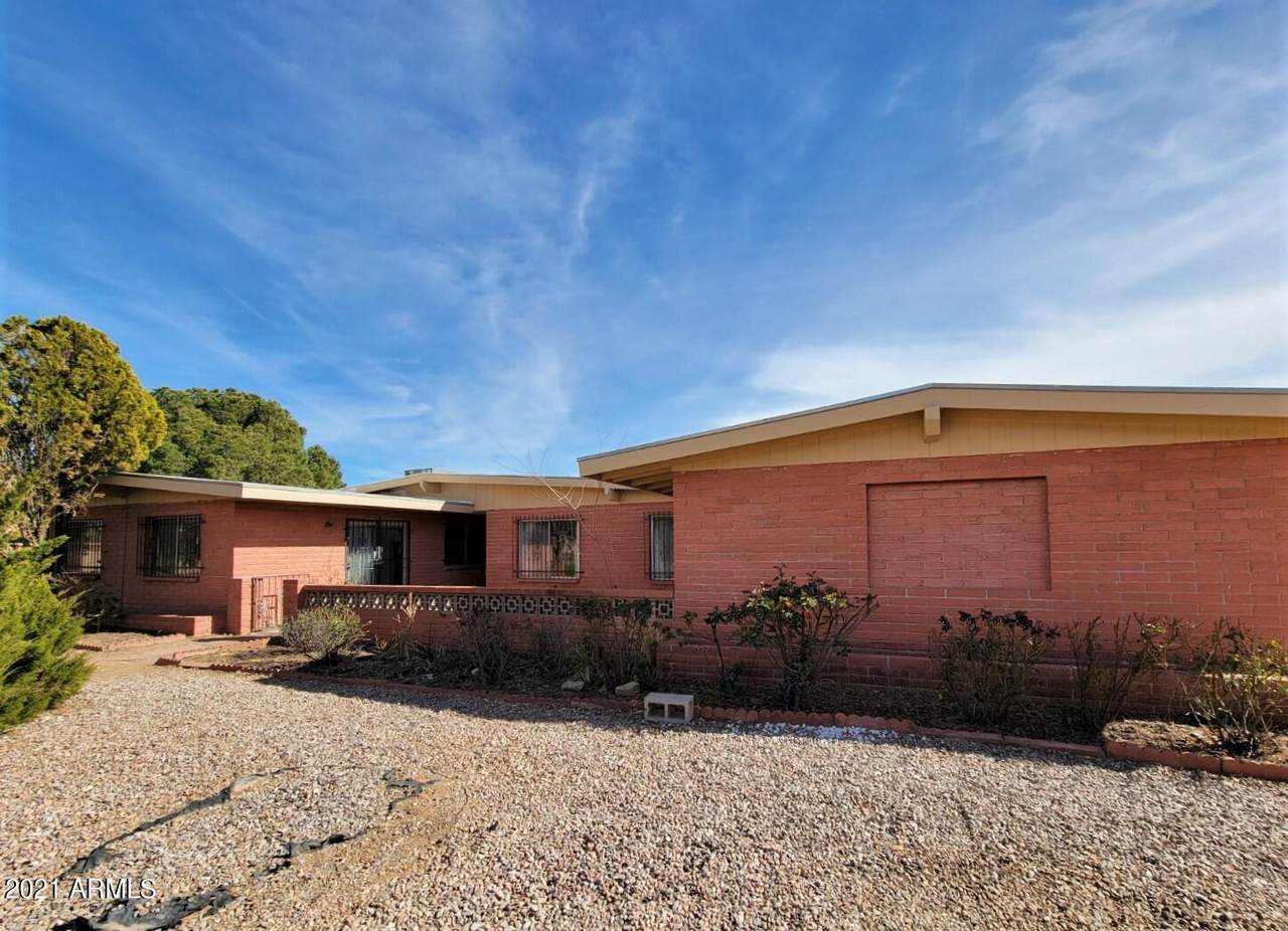 1801 Driftwood Circle - Photo 1
