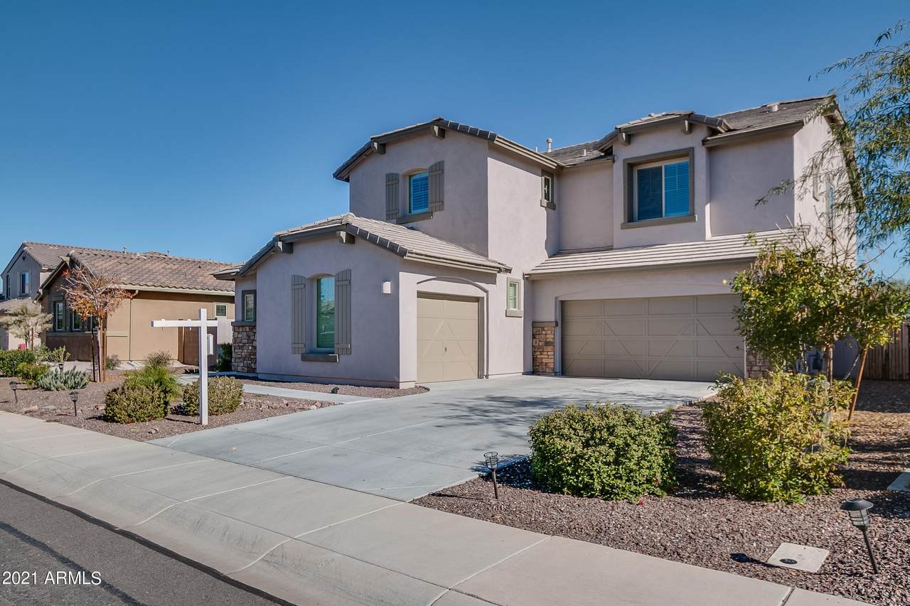 4457 Squires Lane - Photo 1