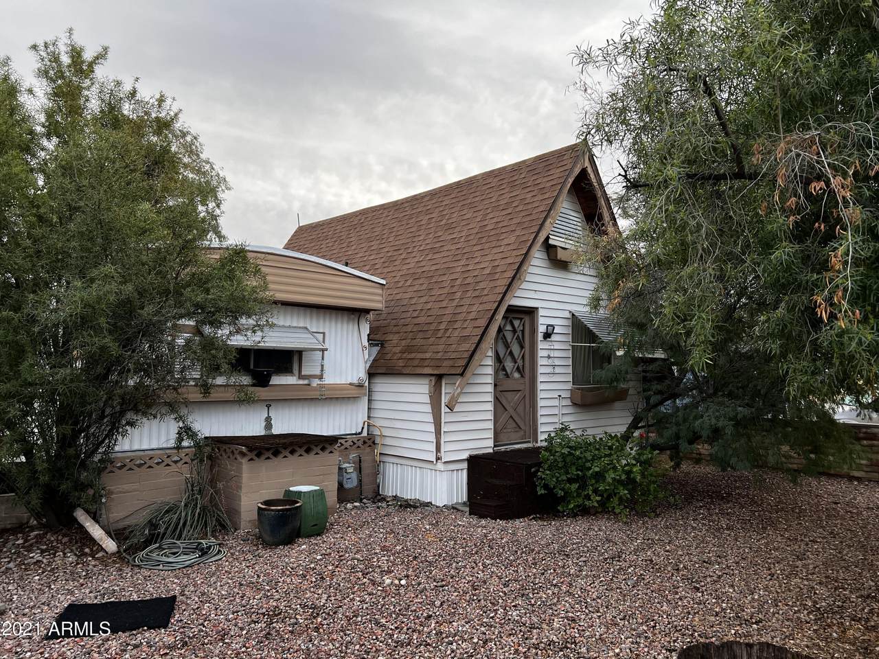 2241 Summer Street - Photo 1
