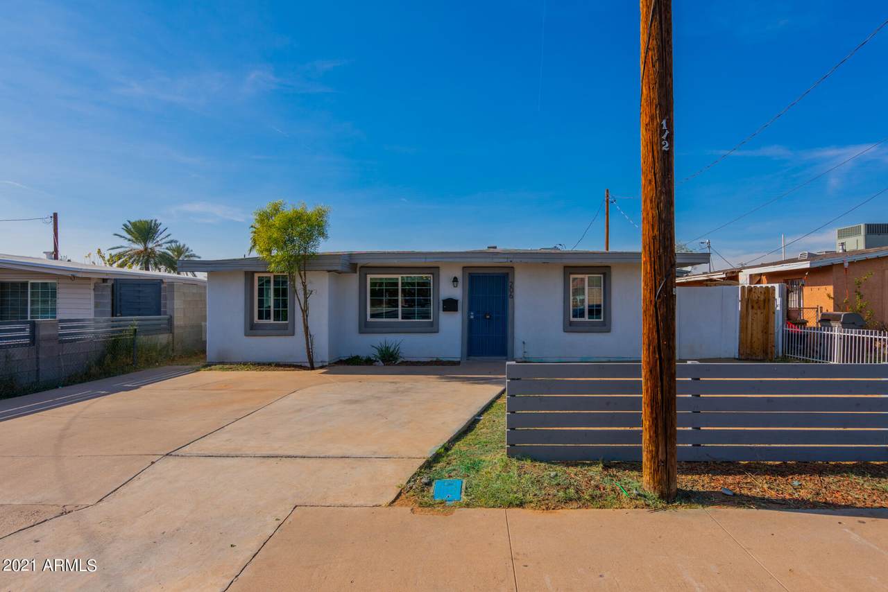 206 5TH Street - Photo 1