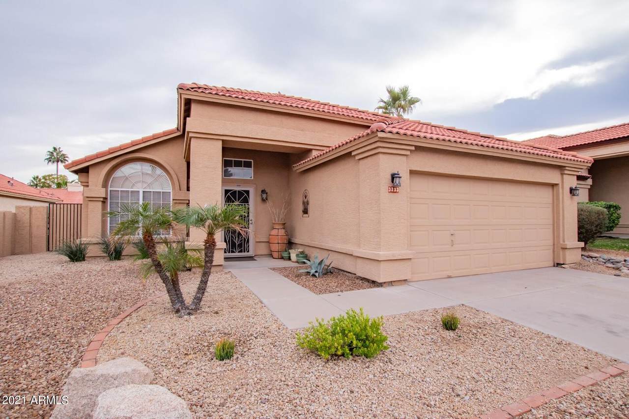 3233 Hiddenview Drive - Photo 1