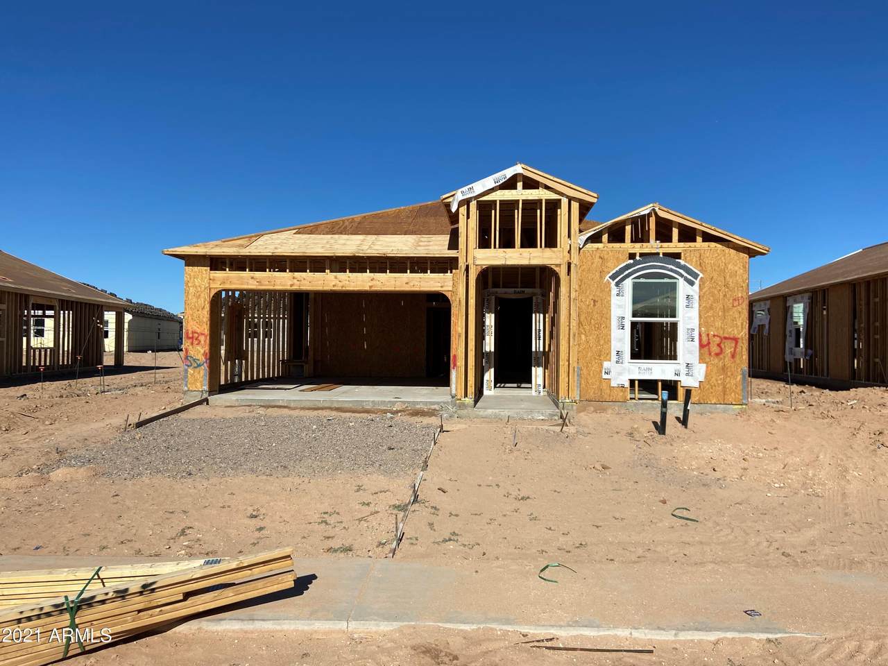 1854 Broadway Avenue - Photo 1