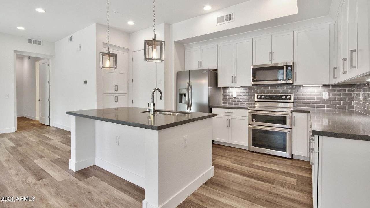 6565 Thomas Road - Photo 1