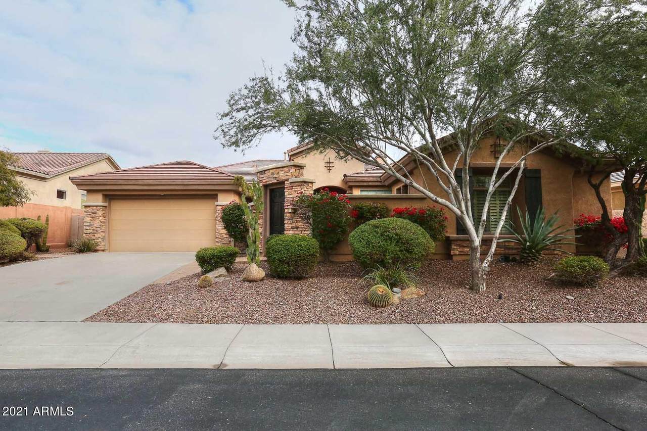 1554 Laurel Greens Court - Photo 1