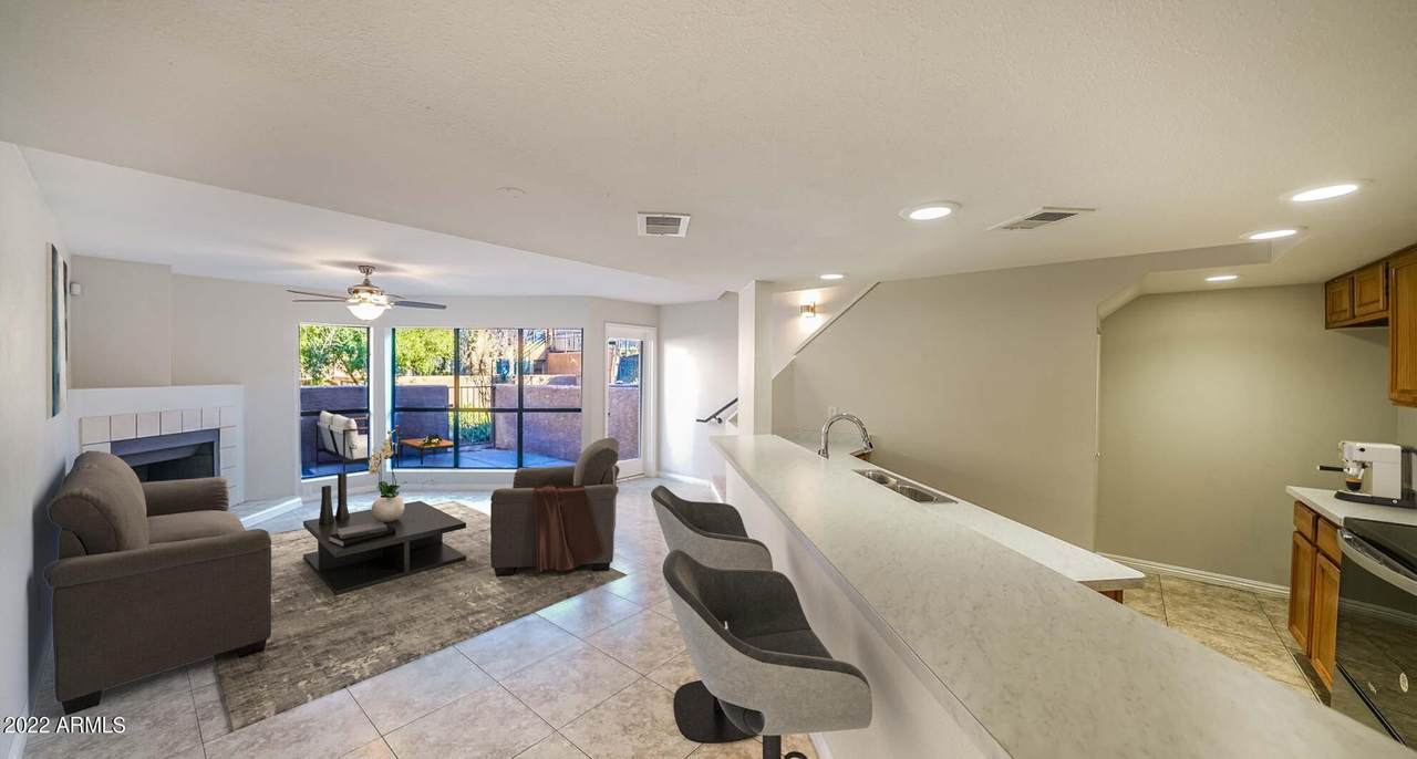 3228 Glendale Avenue - Photo 1