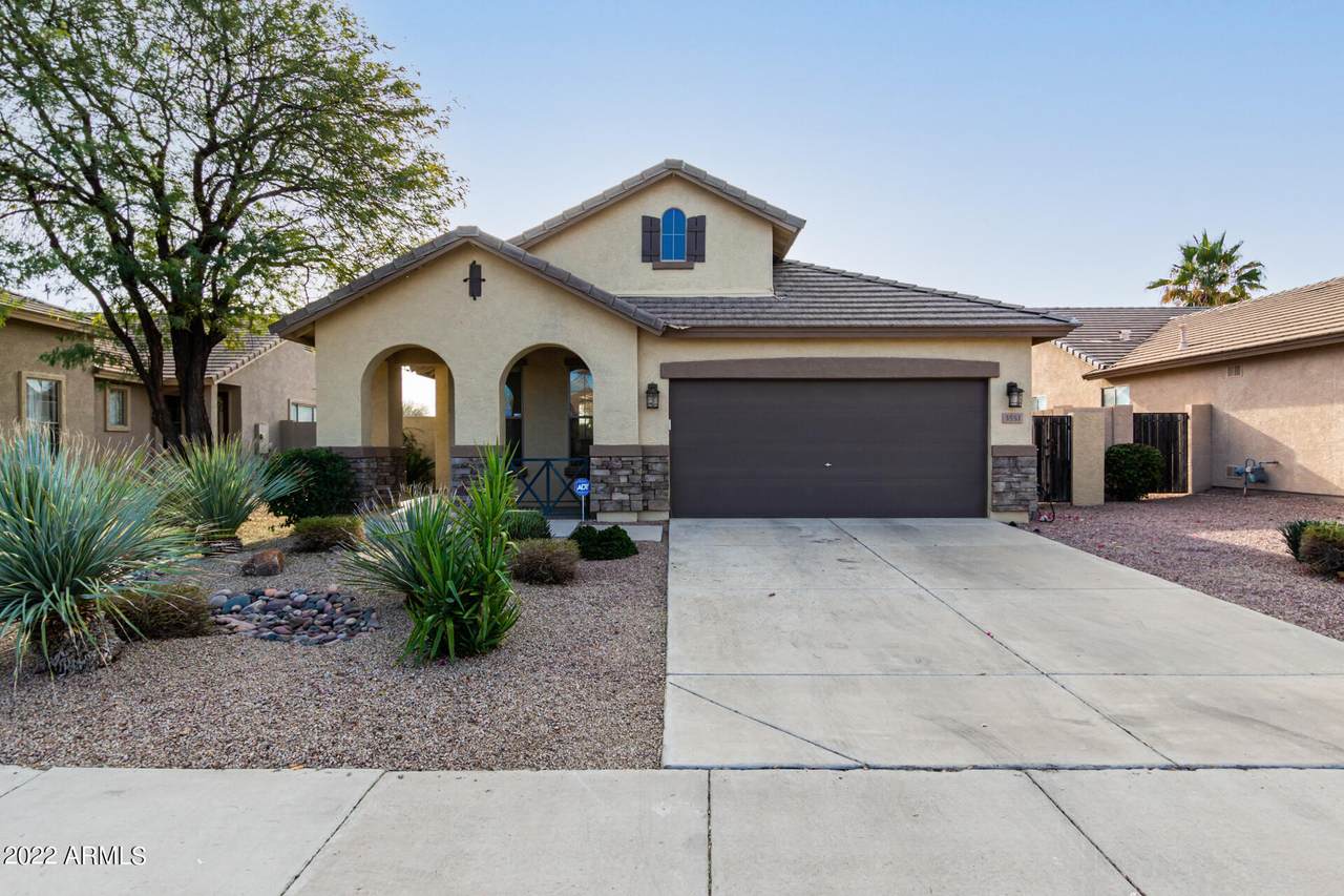 3551 Arianna Avenue - Photo 1