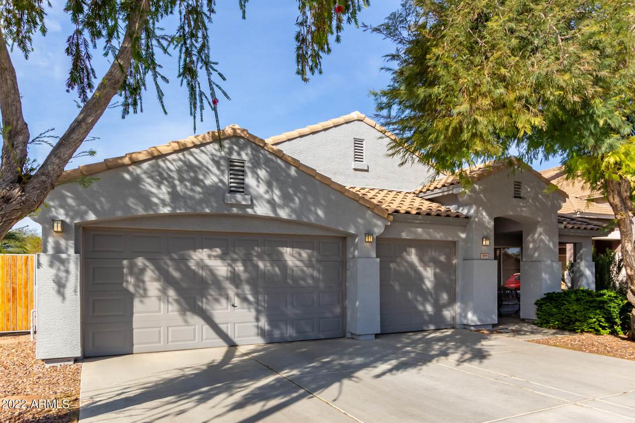3888 Seton Avenue - Photo 1