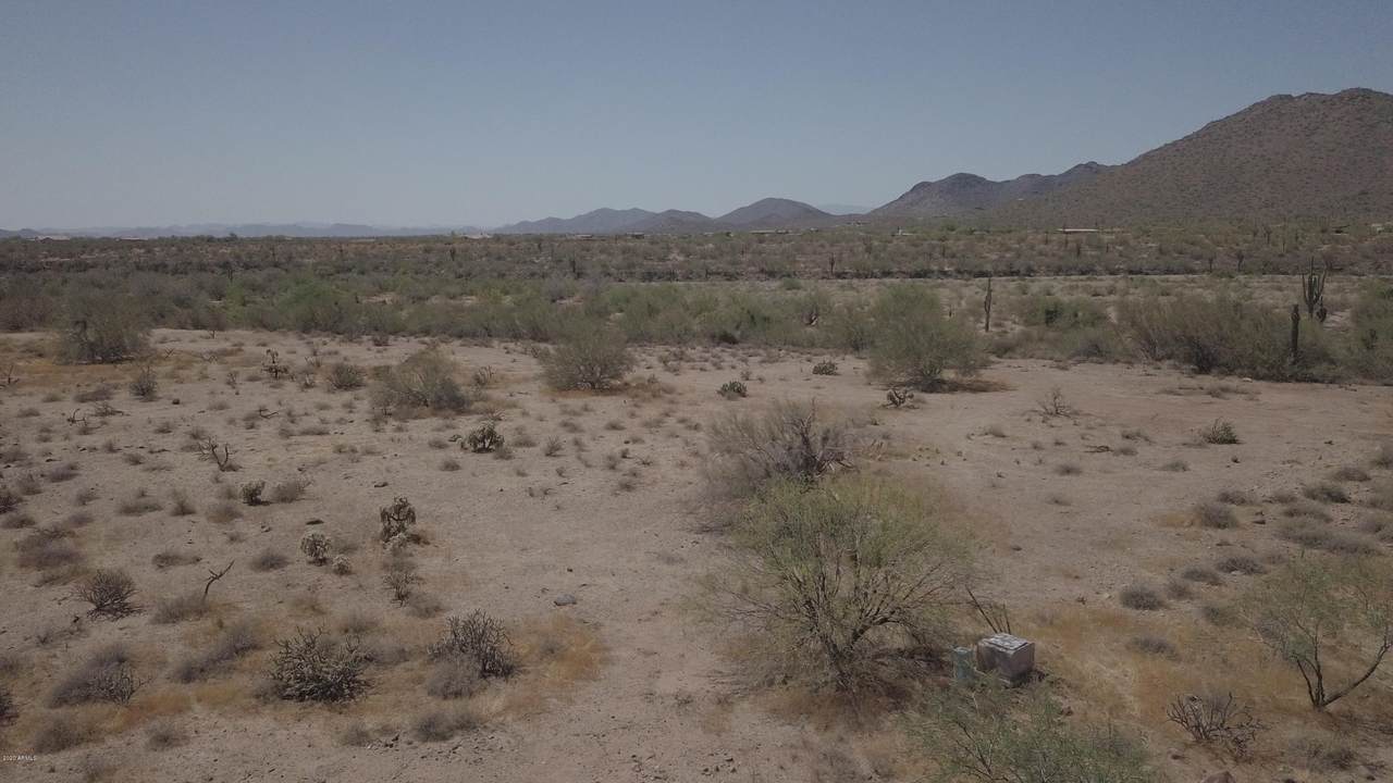 34690 44TH Street - Photo 1