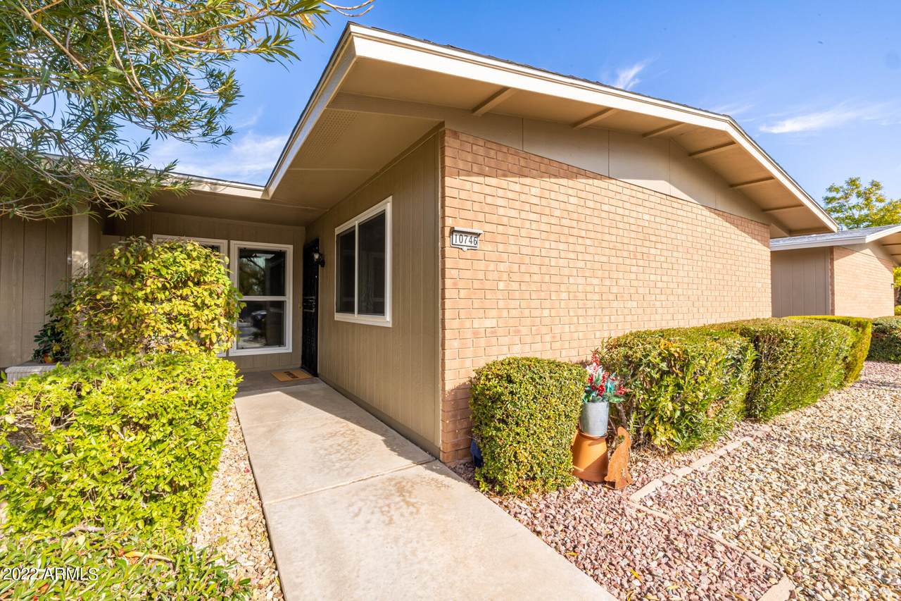 10746 Santa Fe Drive - Photo 1