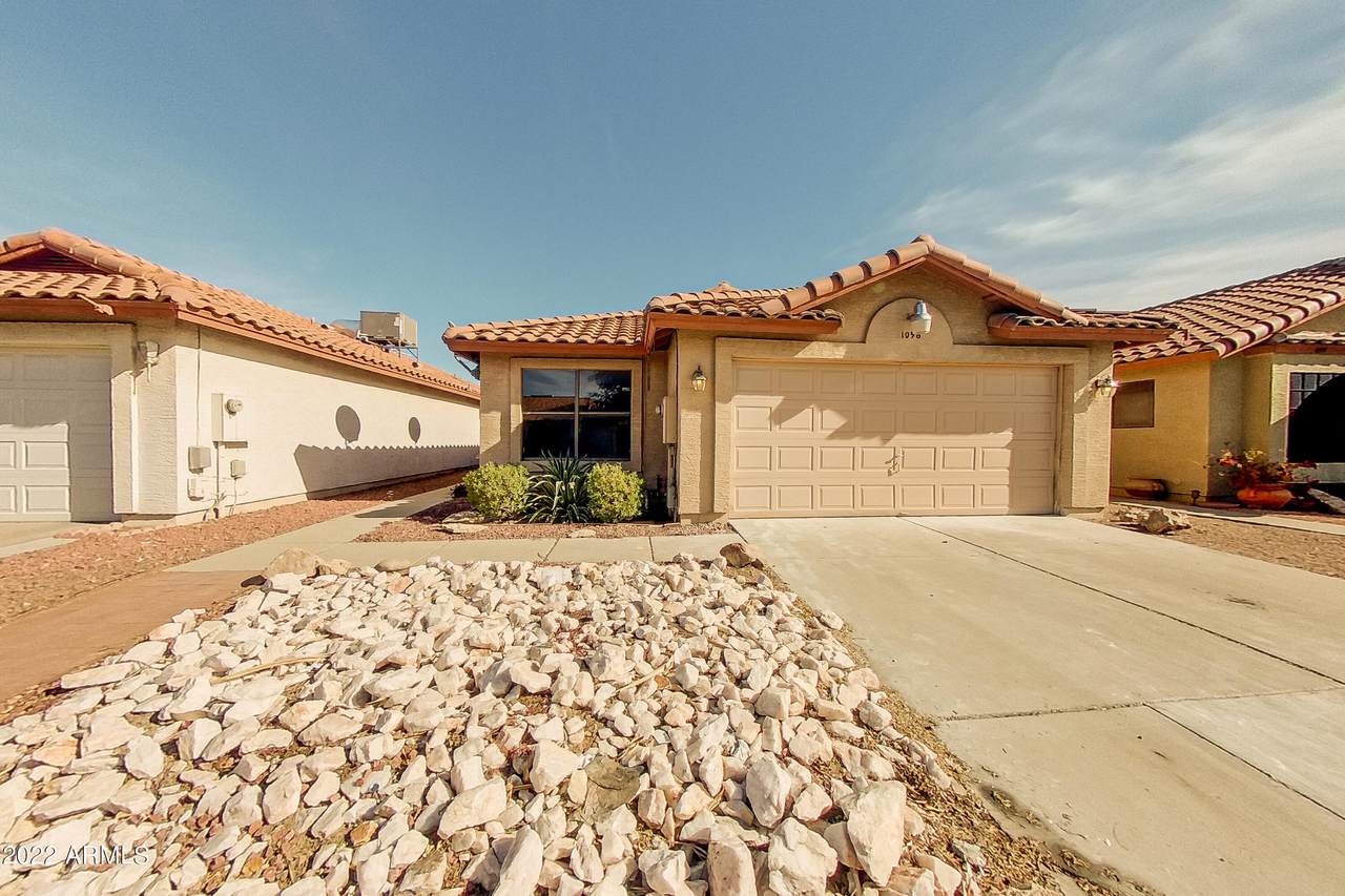 4545 67TH Avenue - Photo 1