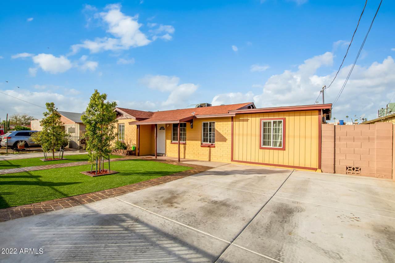 5030 18TH Avenue - Photo 1