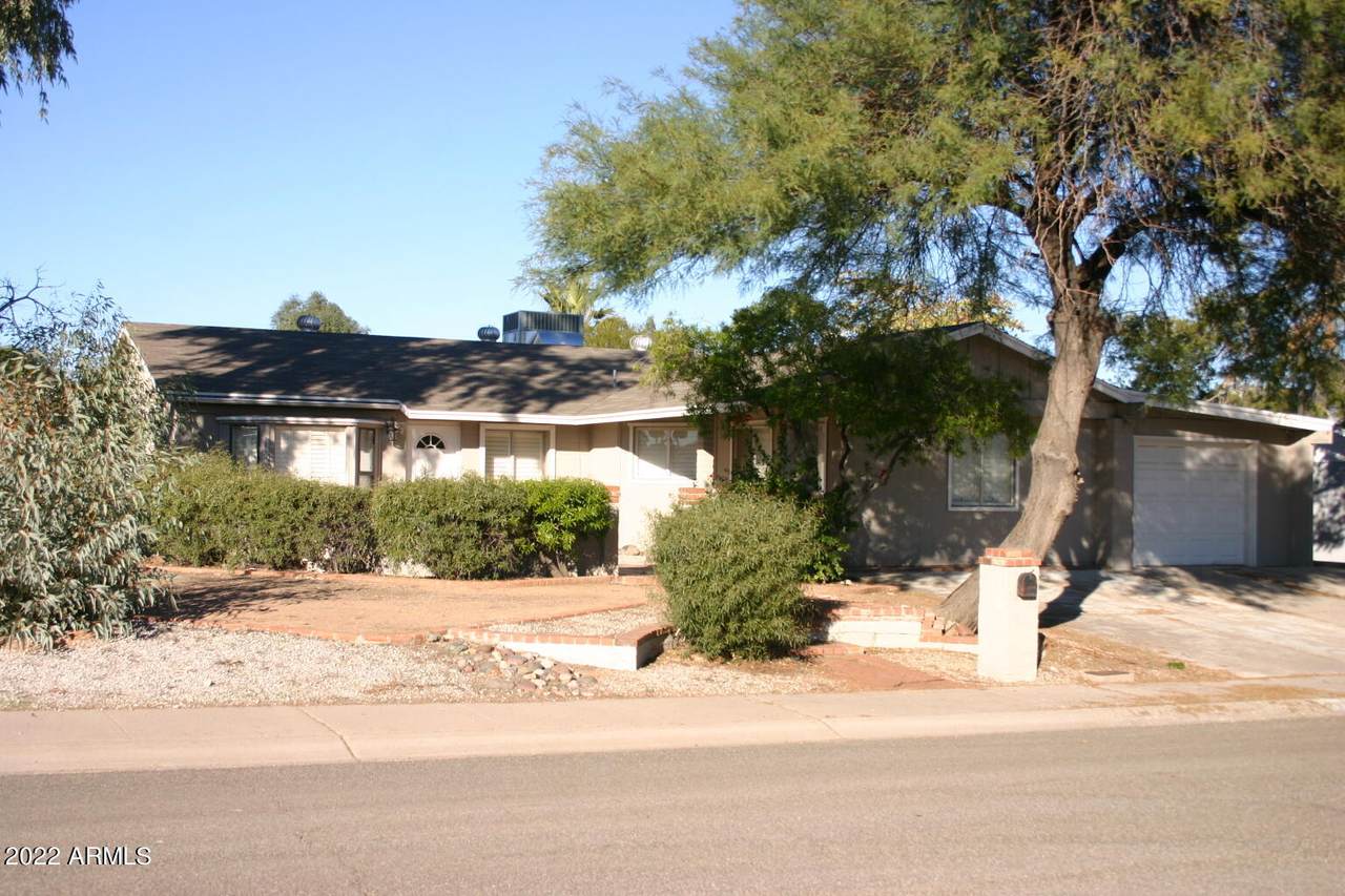 2816 Willow Avenue - Photo 1