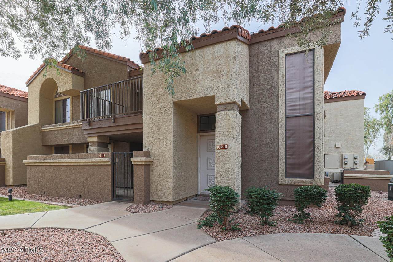 1905 University Drive - Photo 1