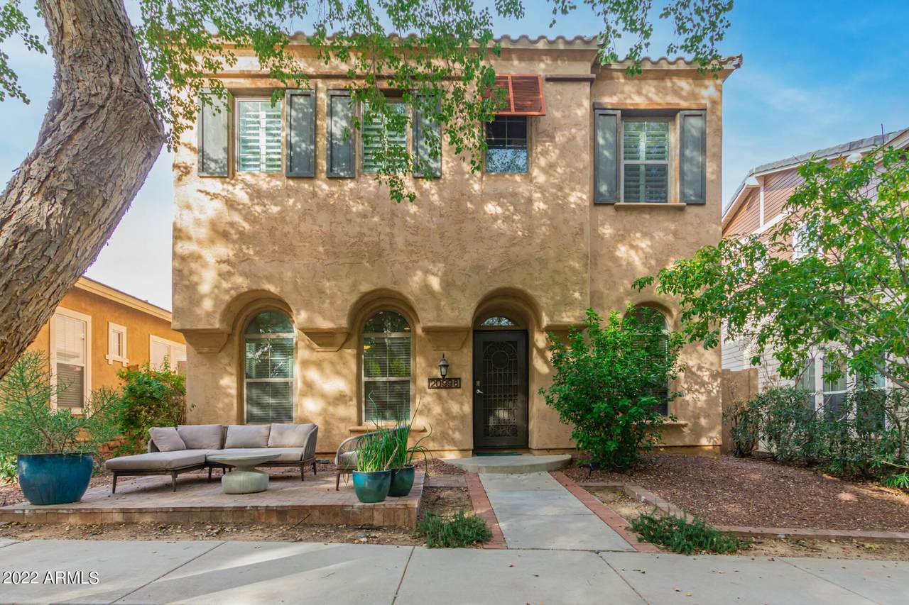 20998 Edith Way - Photo 1