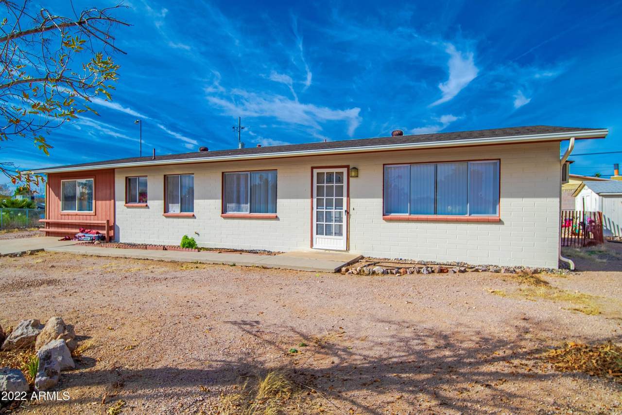738 Kachina Drive - Photo 1