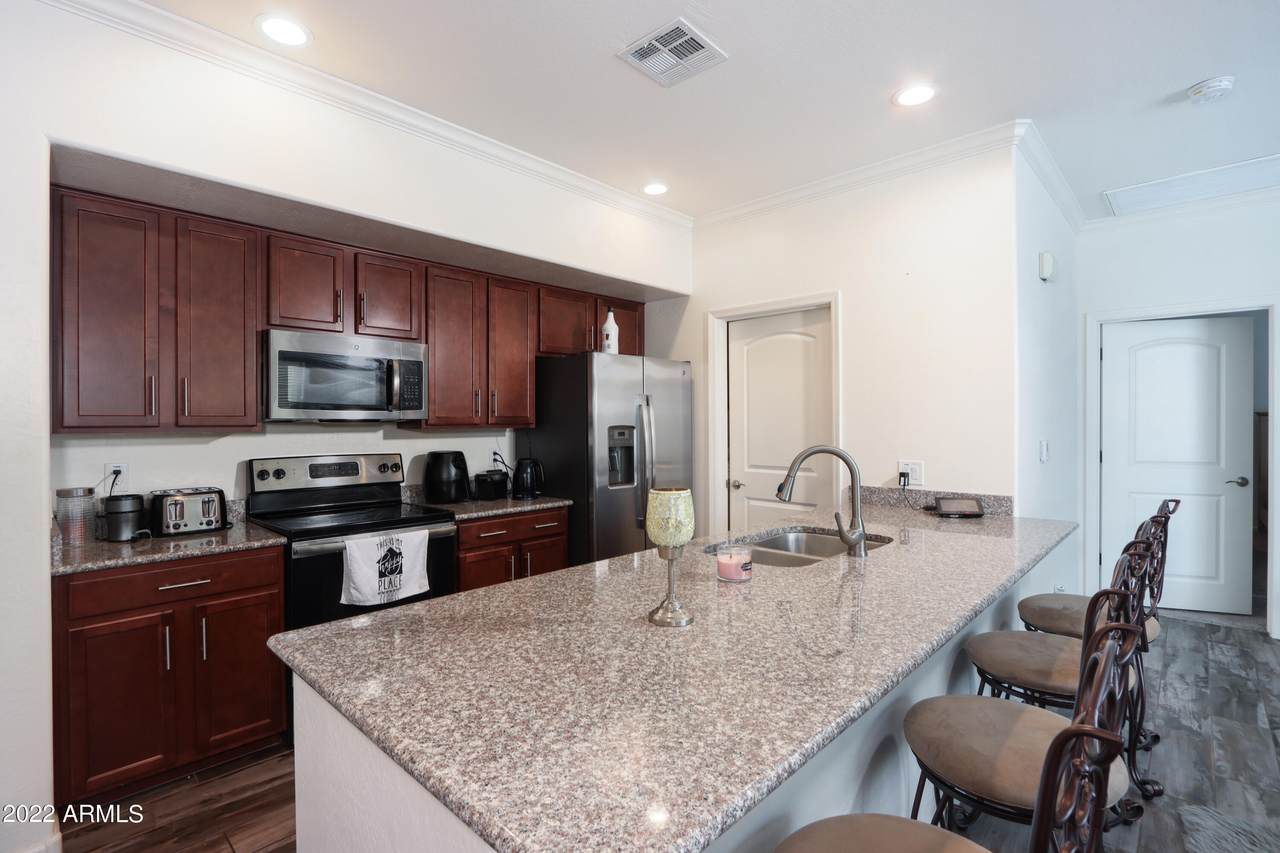 900 Canal Drive - Photo 1