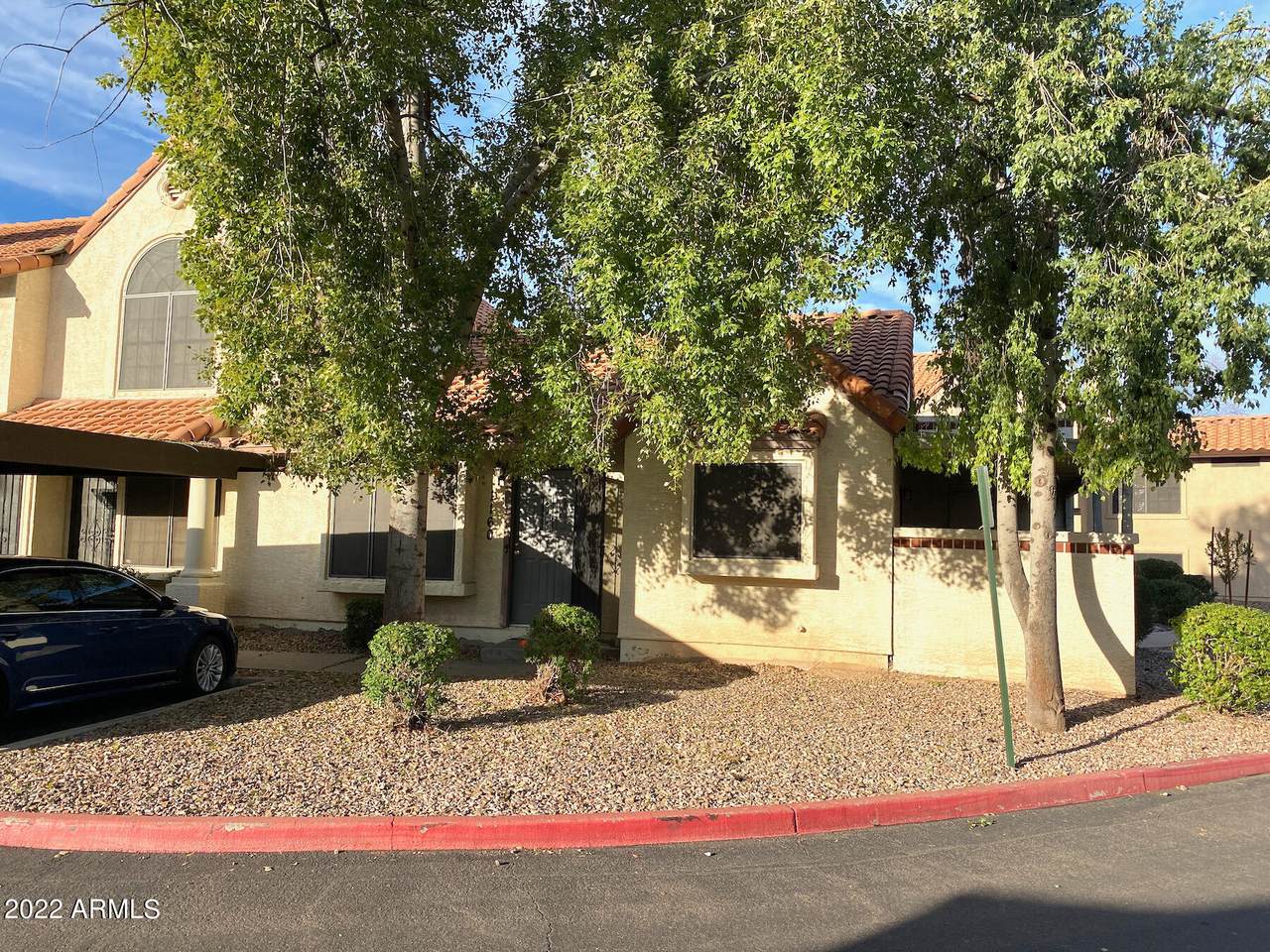 921 University Drive - Photo 1