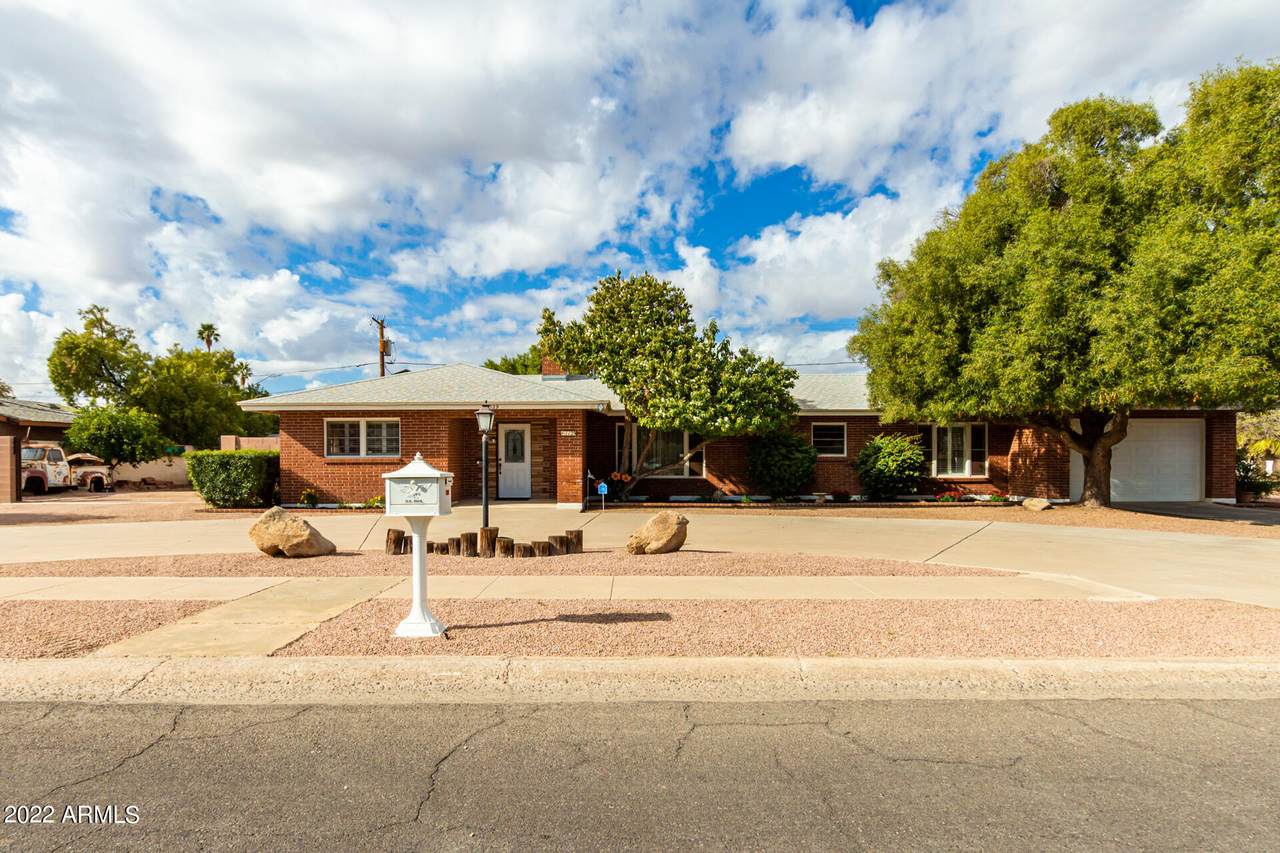 1129 Olive Avenue - Photo 1