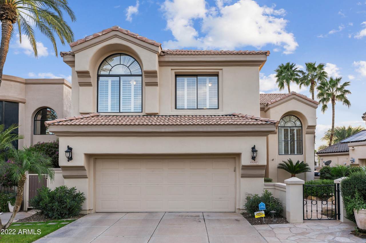 10097 Bayview Drive - Photo 1