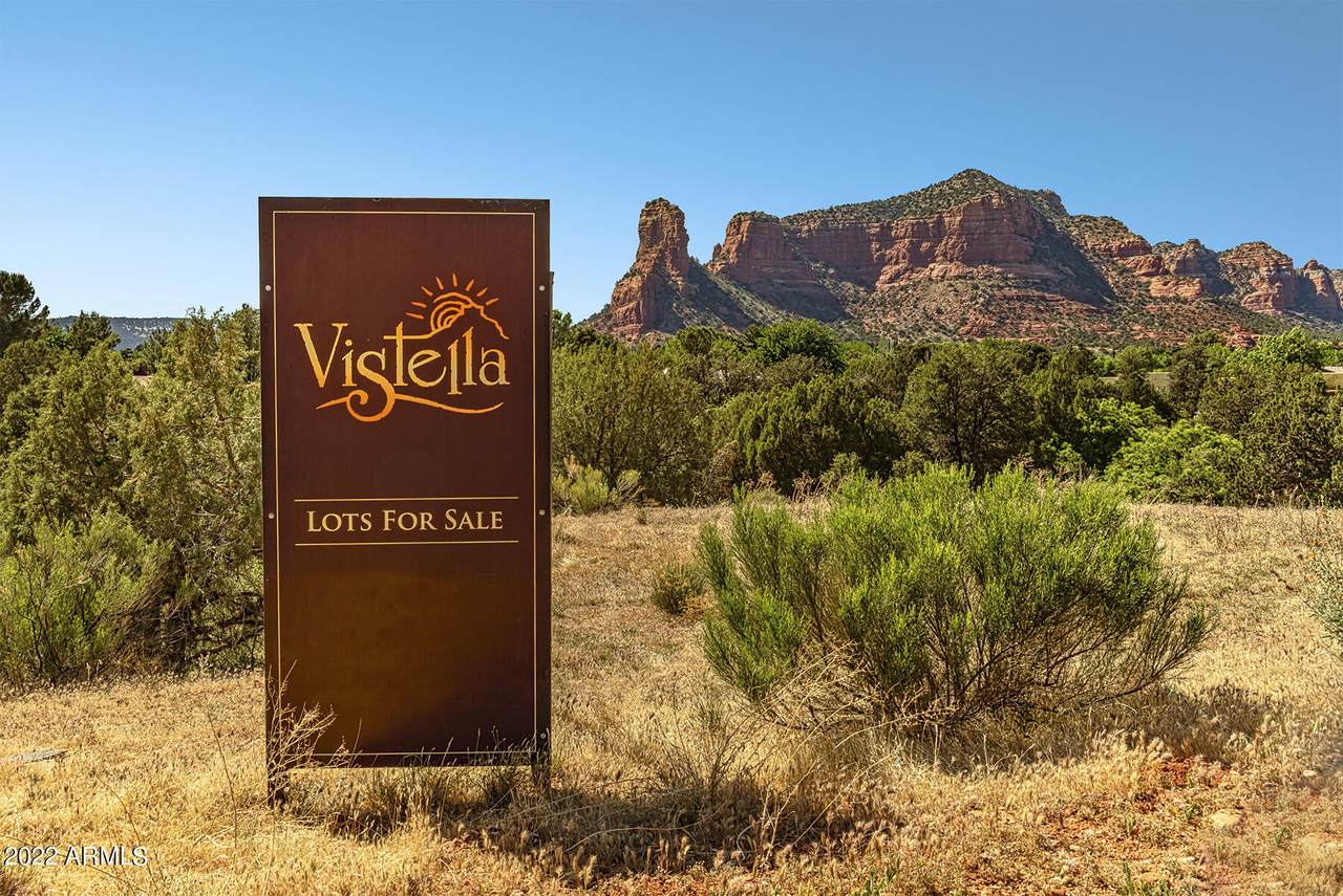 84 Vistella Drive - Photo 1