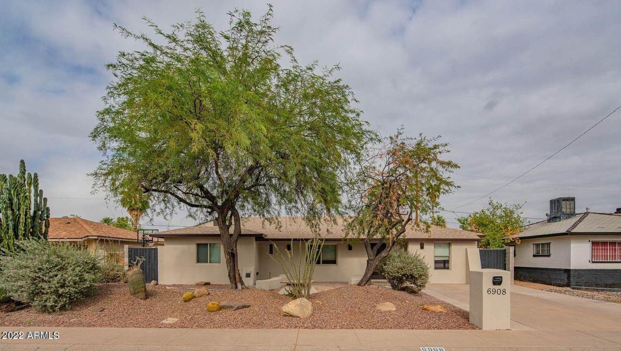 6908 Cheery Lynn Road - Photo 1