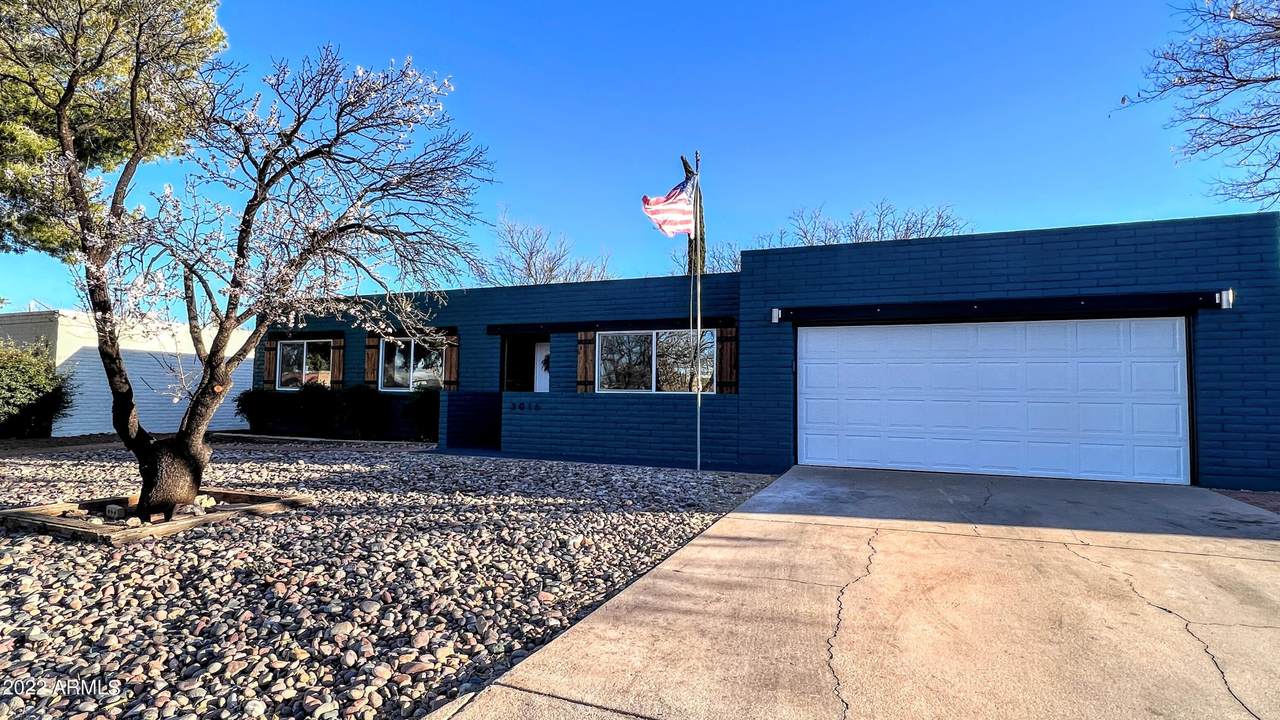 3016 Oak Hill Street - Photo 1