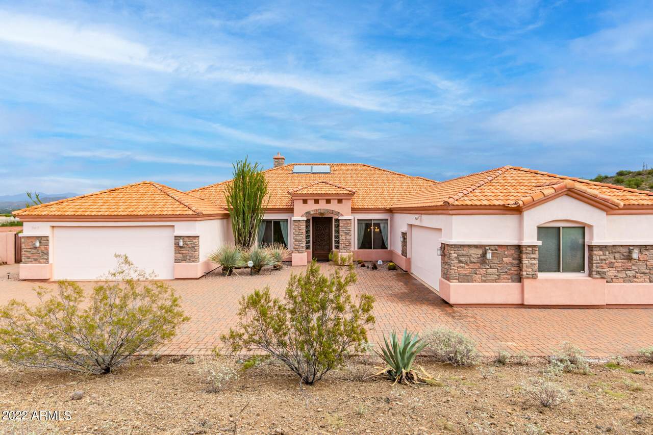 33025 10th Street - Photo 1