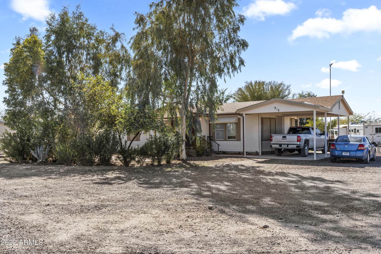 918 343RD Avenue - Photo 1