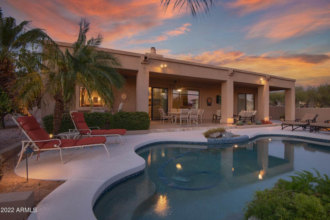 9137 Calle De Valle Drive - Photo 1