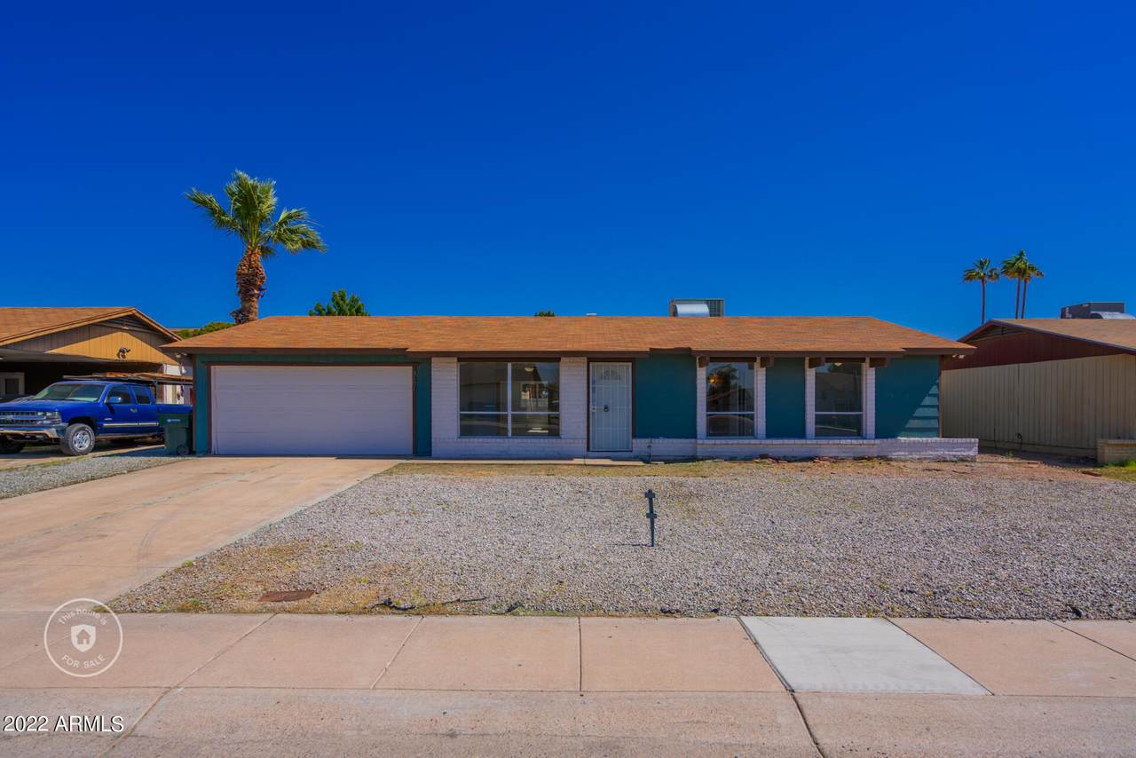 3101 75TH Drive - Photo 1
