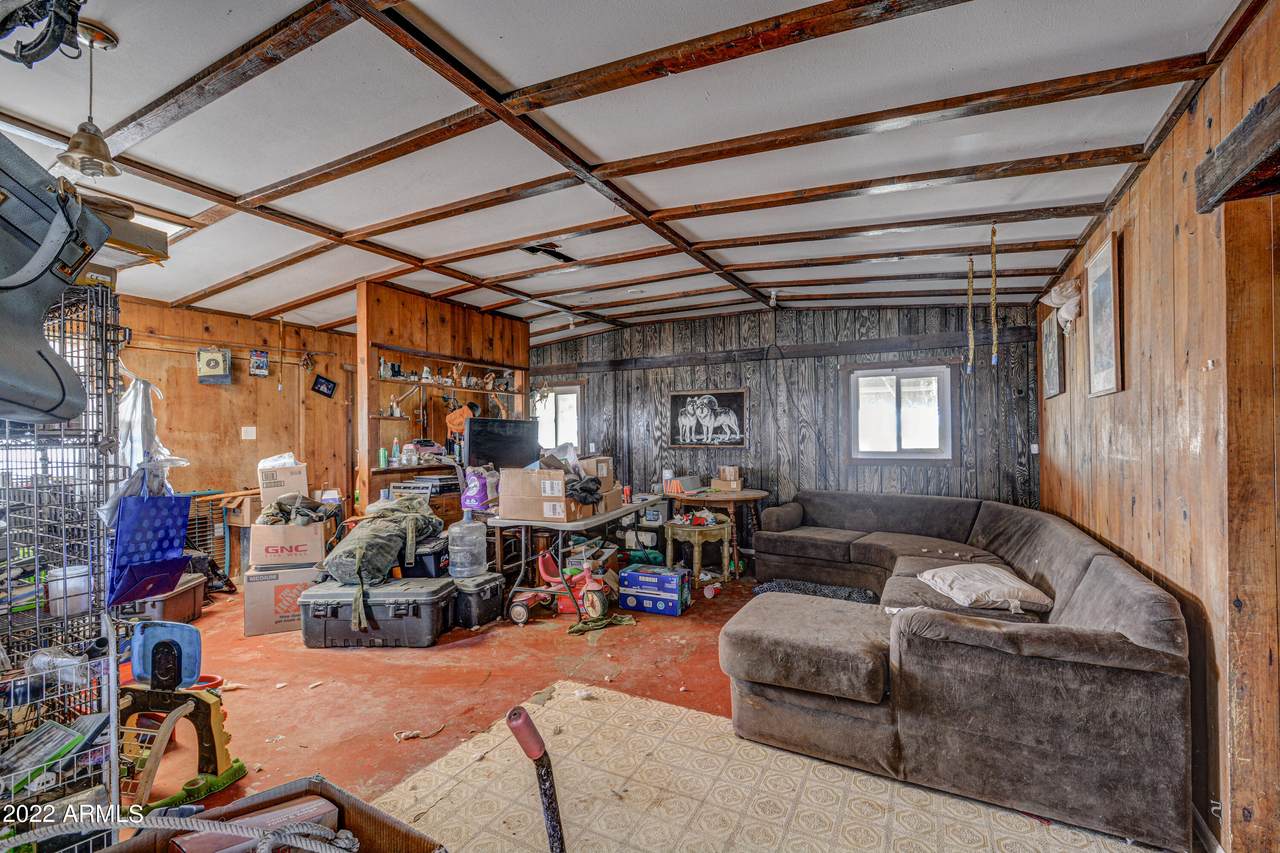 9360 Hahn Street - Photo 1