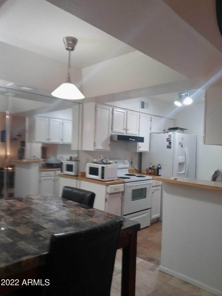 10610 48TH Street - Photo 1