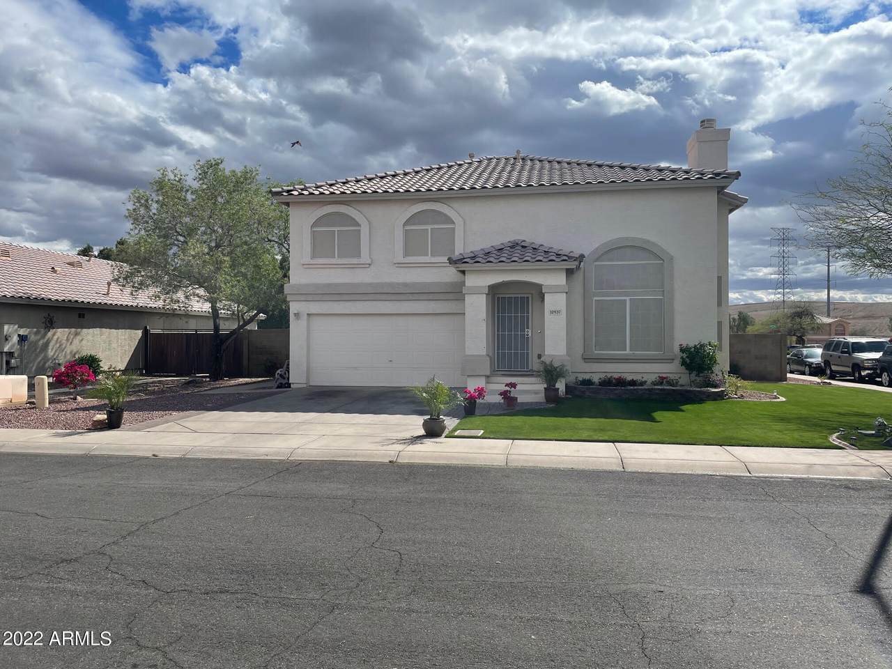 10937 Kaler Drive - Photo 1