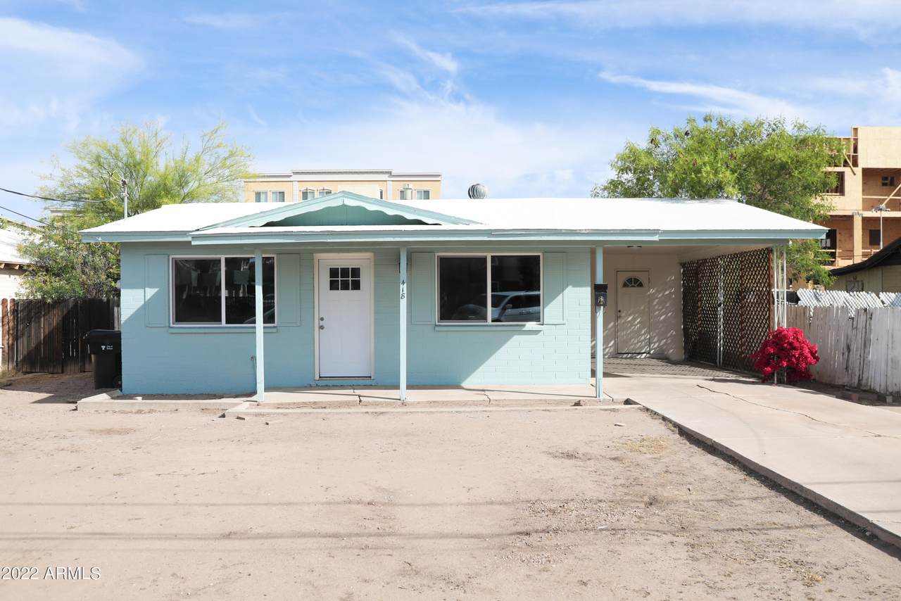 418 7TH Street - Photo 1