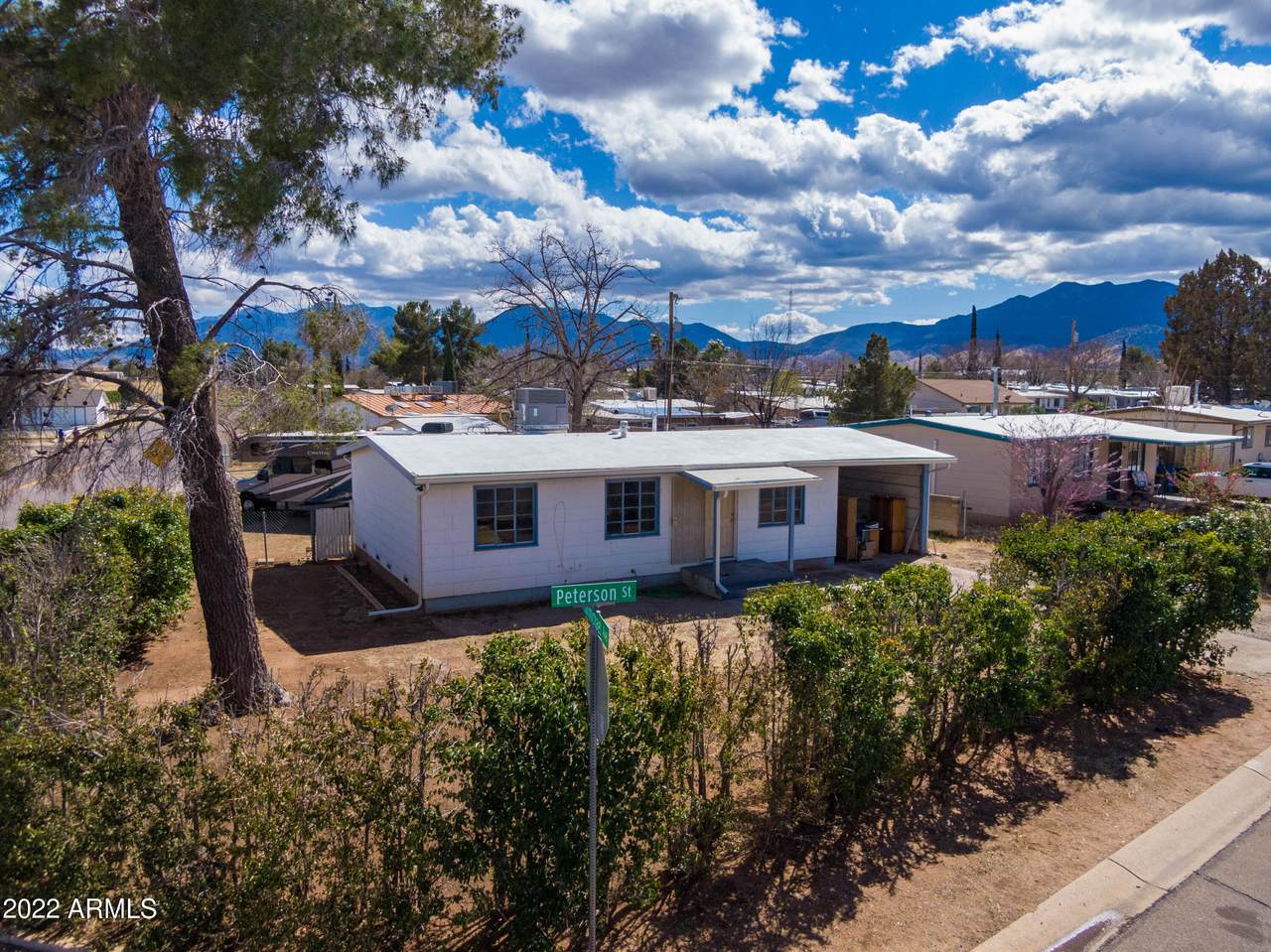 10 Peterson Street - Photo 1