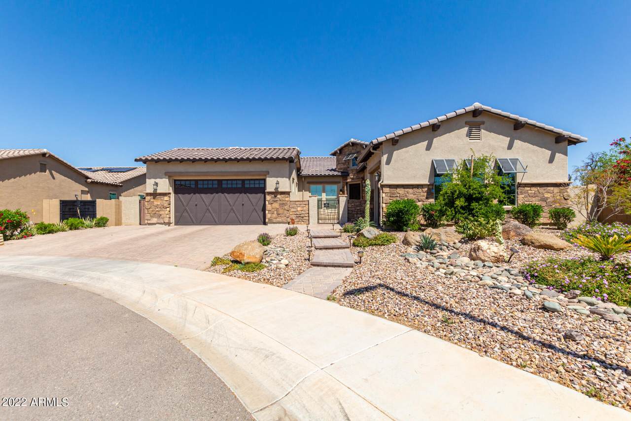 2380 Cherrywood Place - Photo 1