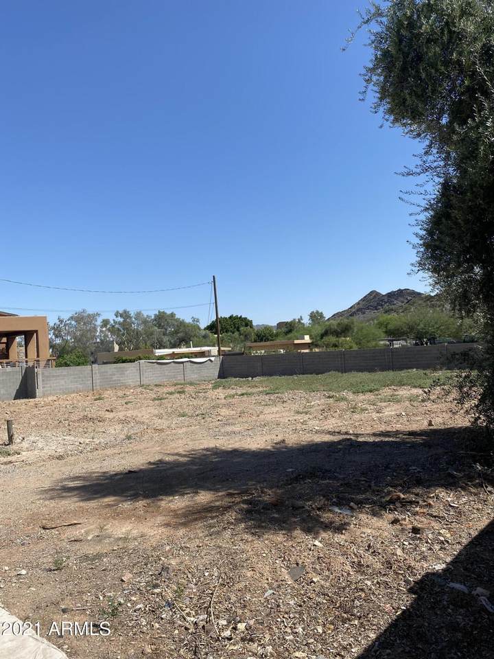 1833 Ronald Road - Photo 1