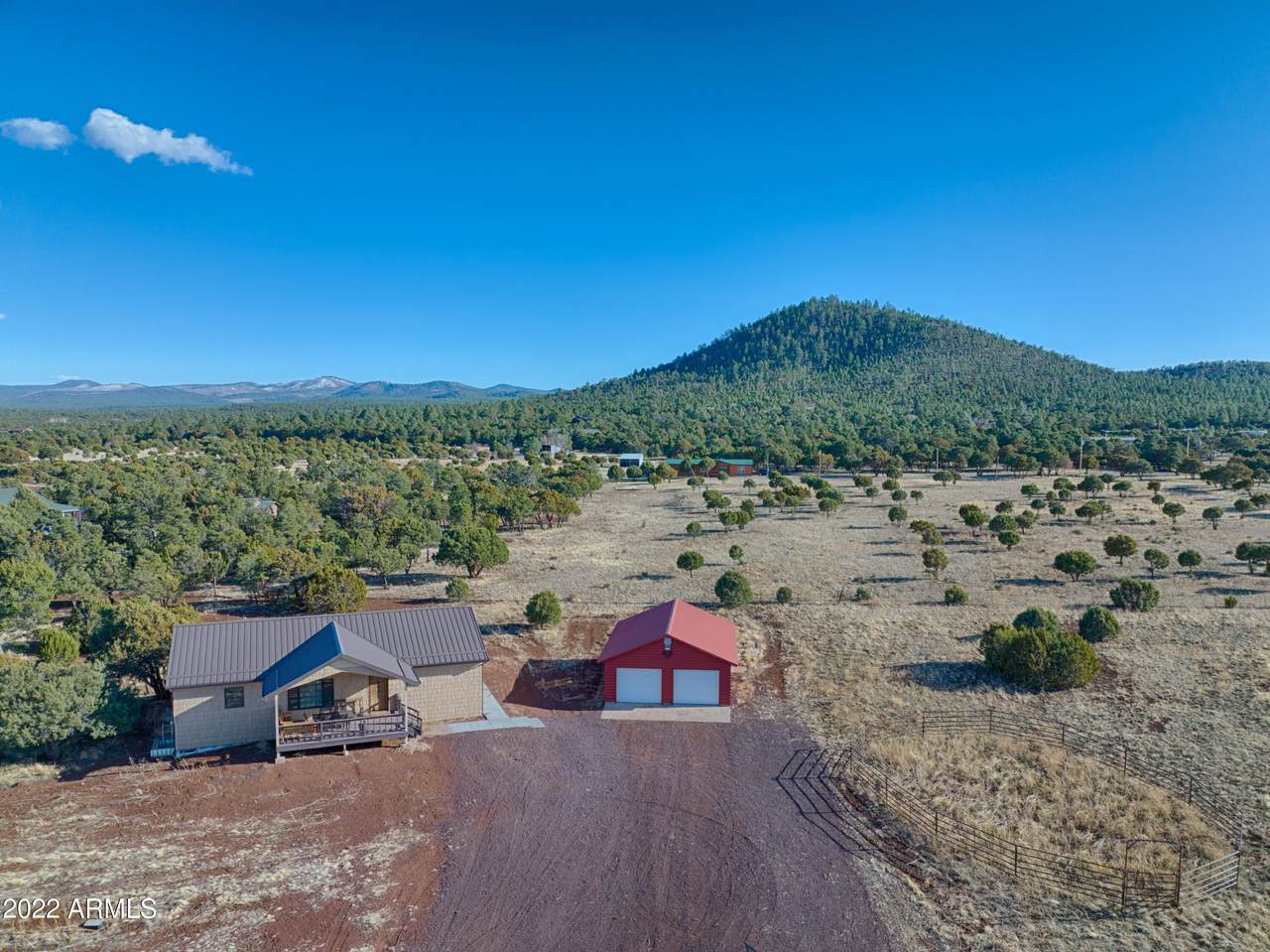 828 County Road 3144 - Photo 1