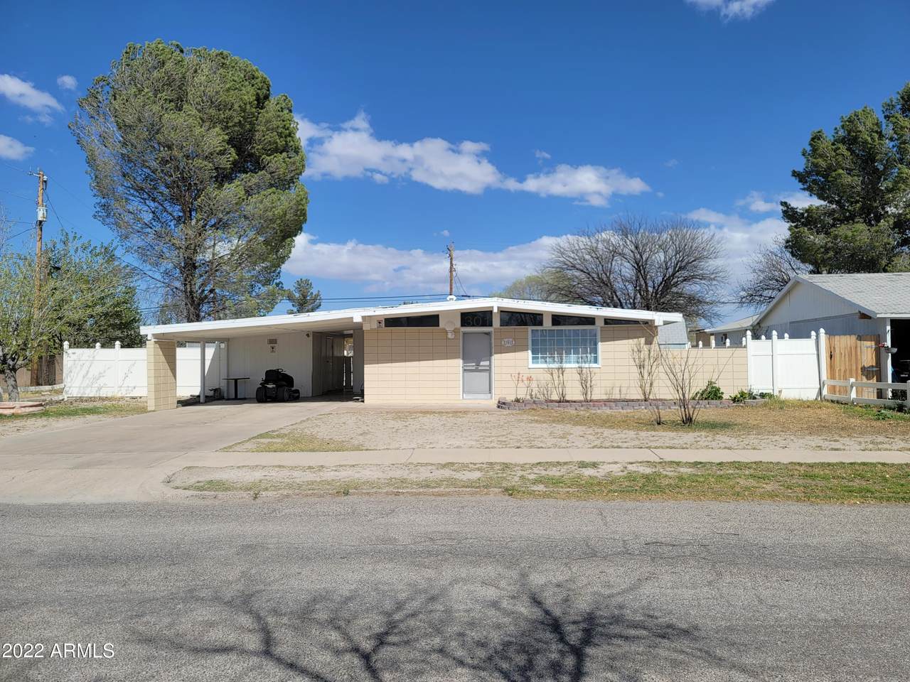 301 Casas Lindas Drive - Photo 1